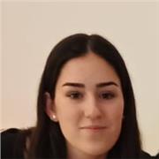 Estudiante de universidad con conocimientos para dar clases de literatura, lectura. .